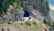 PICTURES/Glacier When It Rains/t_East Tunnel1.JPG